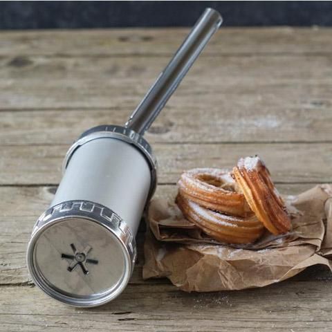 Ilsa Churro Maker with Assorted Nozzles – Metal
